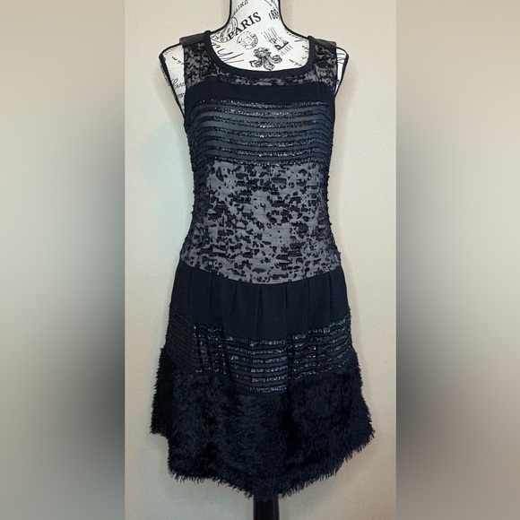 Diane Von Furstenberg Black Lace Mini Dress see measurements - Picture 8 of 9